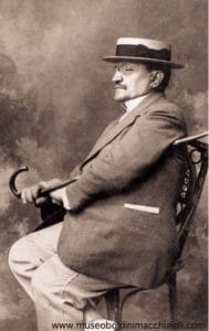 Giovanni Boldini con paglietta e bastone, archivio privato
